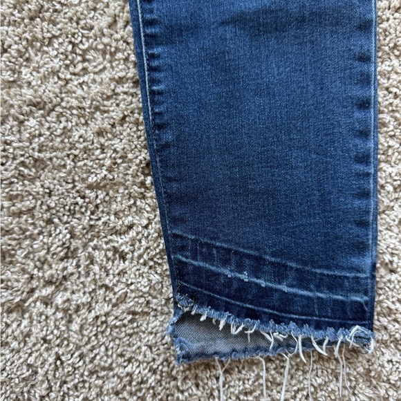 Old Navy Rockstar Blue Skinny Jeans with Contrast Hem Size 6 Tall 29 in inseam - Picture 4 of 9